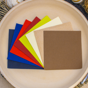 Zellstoff Servietten, farbig, 24x24 cm, 3-lagig, 1/4 Falz, Flexodruck